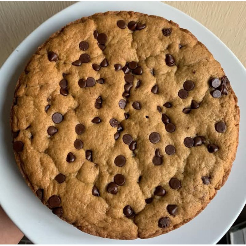 

GIANT COOKIES