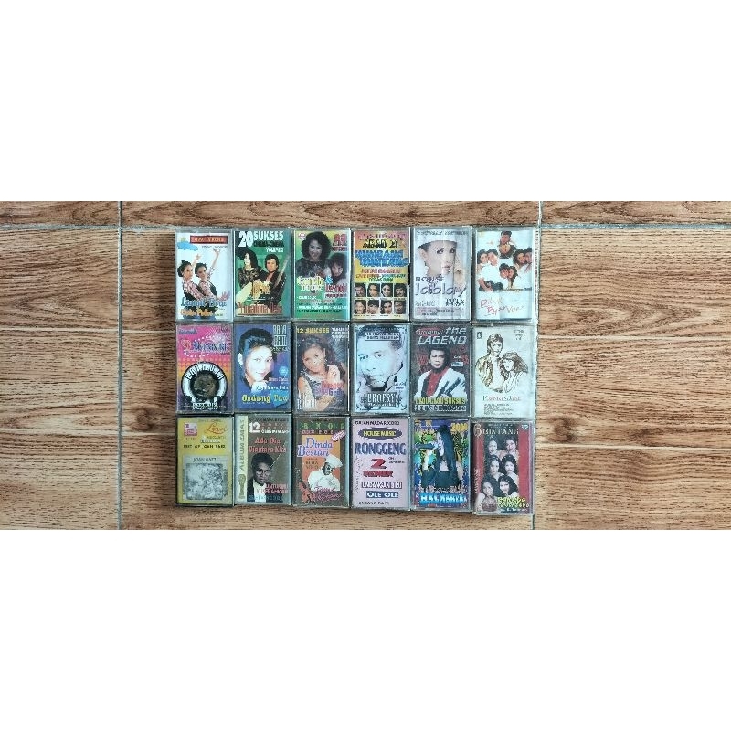 kaset pita bekas pakai