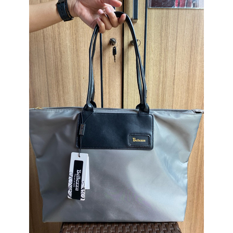 Tote Bellezza Nylon abu