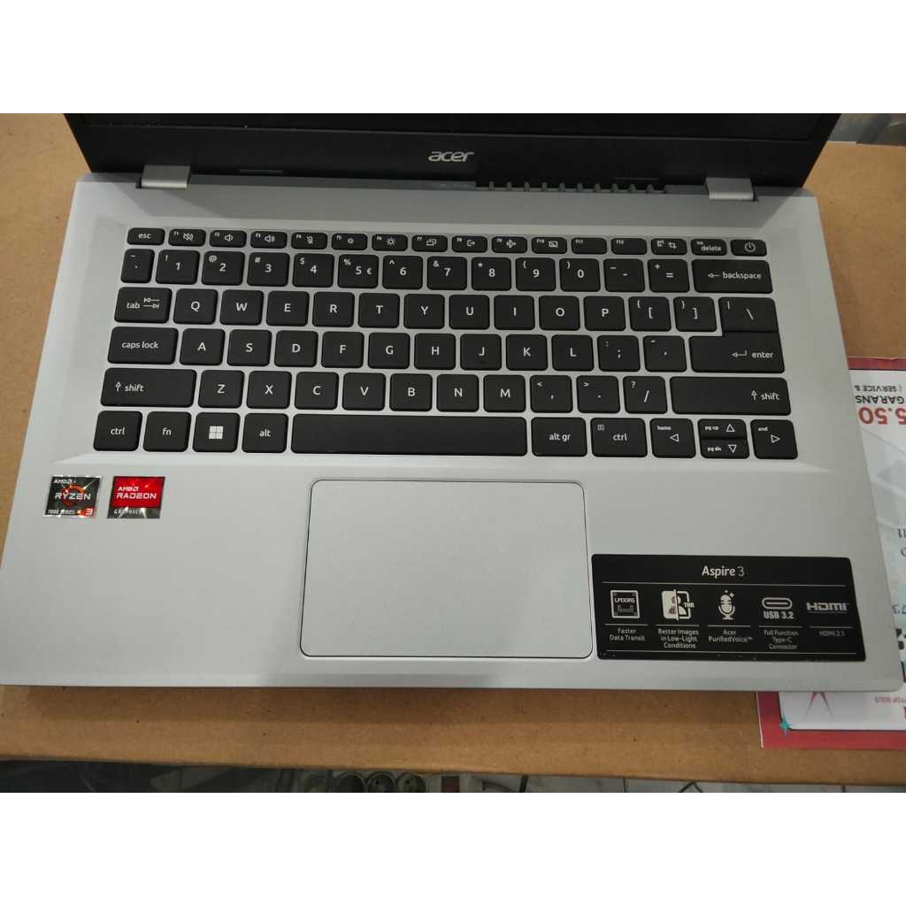 Laptop Baru Acer Aspire 3 A314-23MAMD Ryzen 3 Gen 7 RAM 8 GB SSD 512GB 14" HD