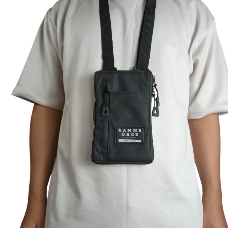 Gammo-Hanging Wallet Tas Hp Pria Anti Air
