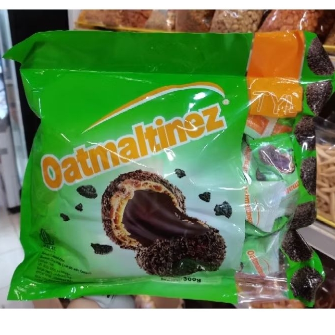 

CEMILAN BISKUIT COKELAT KRIM OATMALTINEZ