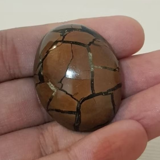 batu natural sisik naga enrekang