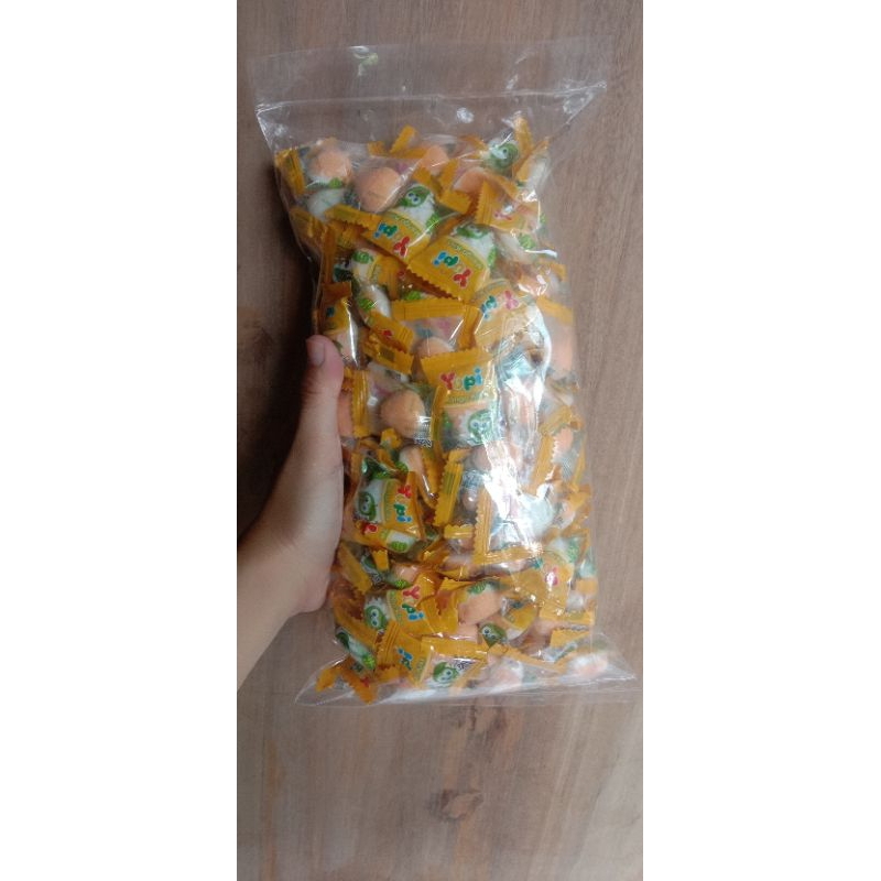 

yupi kemasan 500 gram terlaris