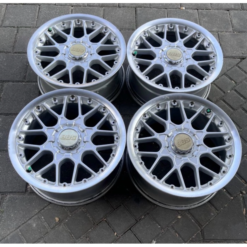 Velg Original BBS RS2 Ring 17 by Jazz Italy. Lebar 7.5. Et 38. Pcd 4x100. For Jazz, Yaris, Mazda2