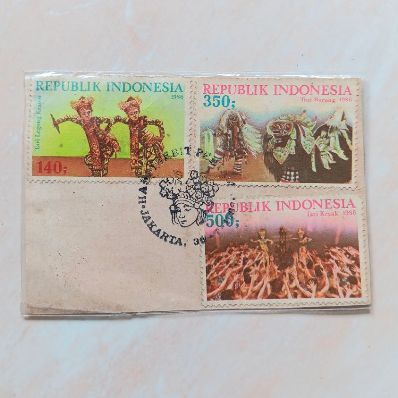 

(AB) Perangko Indonesia 1986 Kebudayaan Set Lengkap 3 pcs Used
