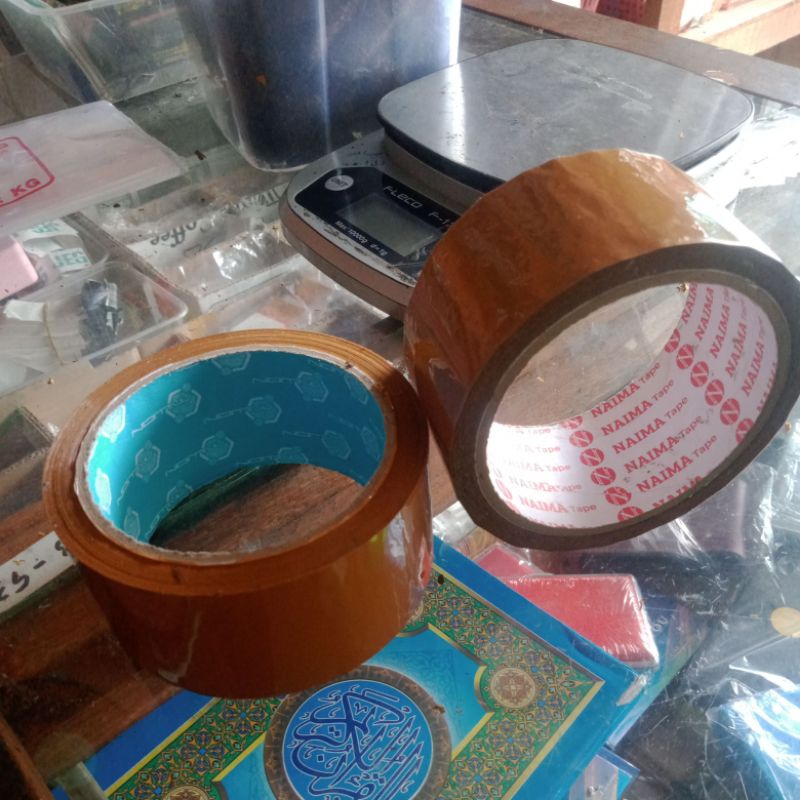 

LAKBAN COKLAT BESAR 110 YARD