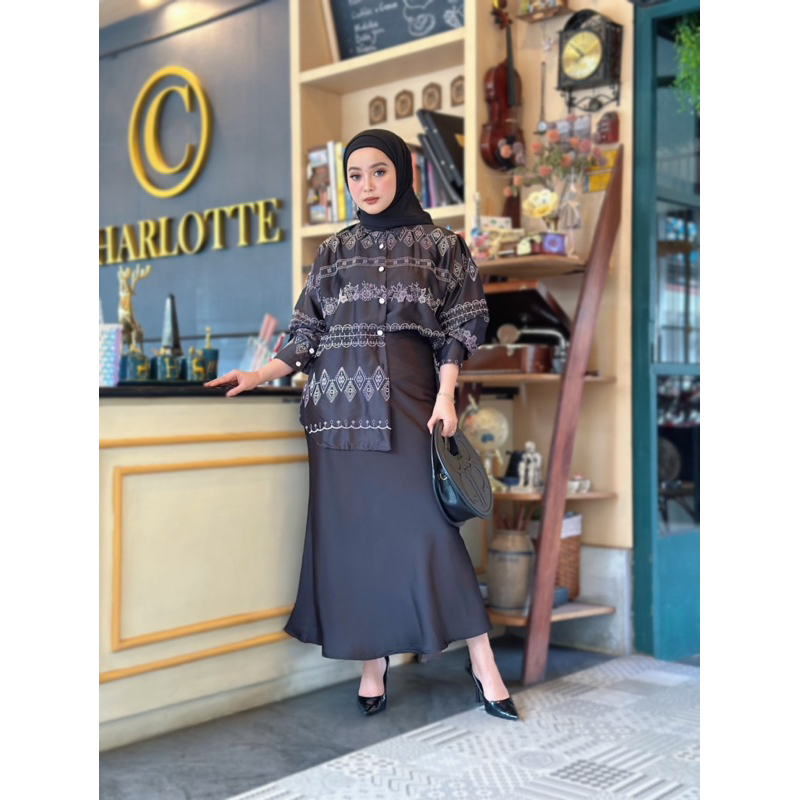SABAI BLOUSE BY ONYA DANU SIGNATURE