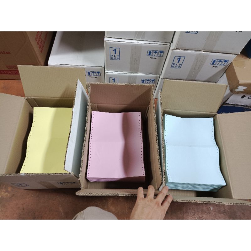 

Kertas Continous Form 1 ply WARNA ukuran 13" dan 13"/2 ULS isi FULL
