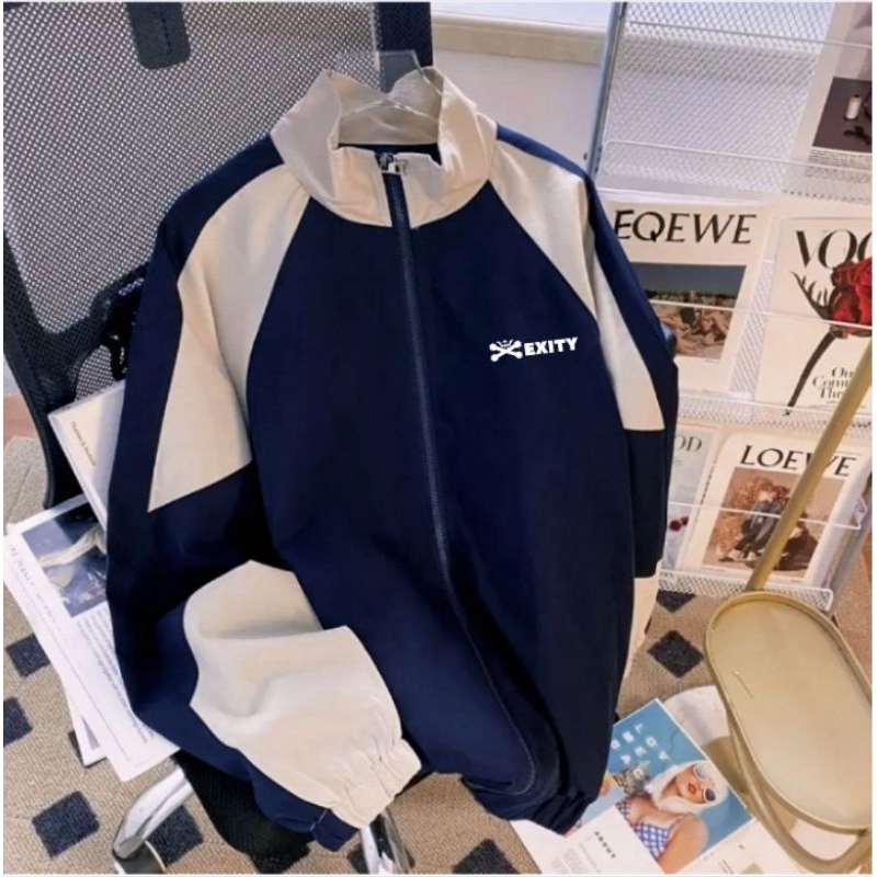 FLASH SALE JAKET VARSITY VINTAGE UNISEX WATERPROOF TASLAN