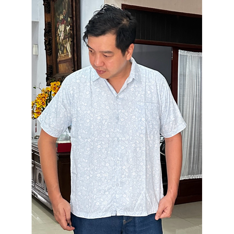 KATUN JEPANG kemeja pendek pria reguler fit motif daun bunga