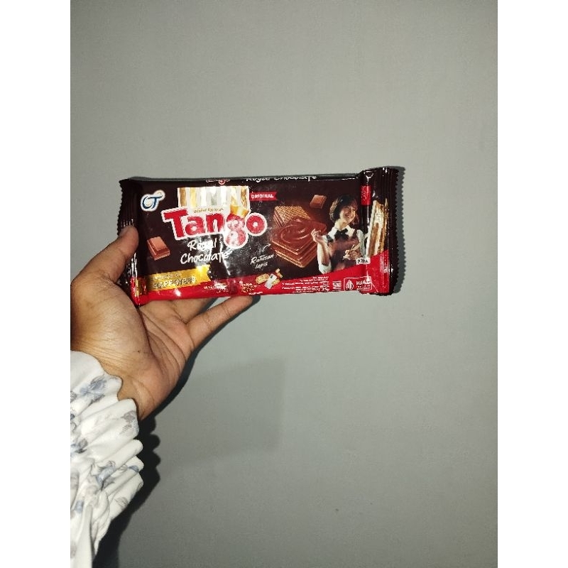 

Tango Wafer JKT48 Ecer isi PC member JKT48 JIKA BERUNTUNG