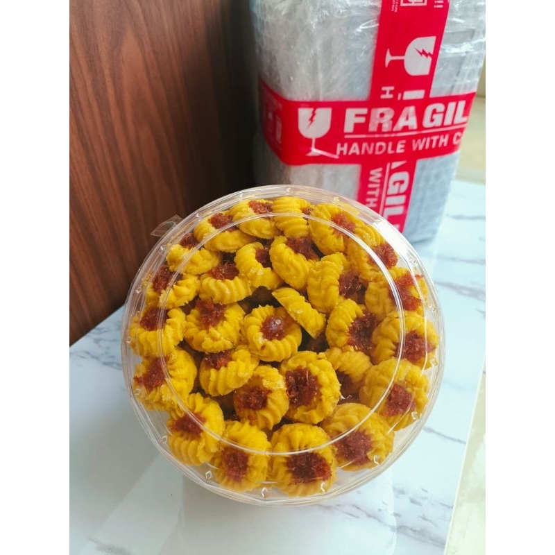 

KUE KERING LEBARAN