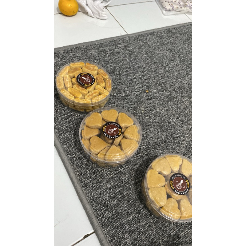 

kue lebaran nastar kastengel cookies