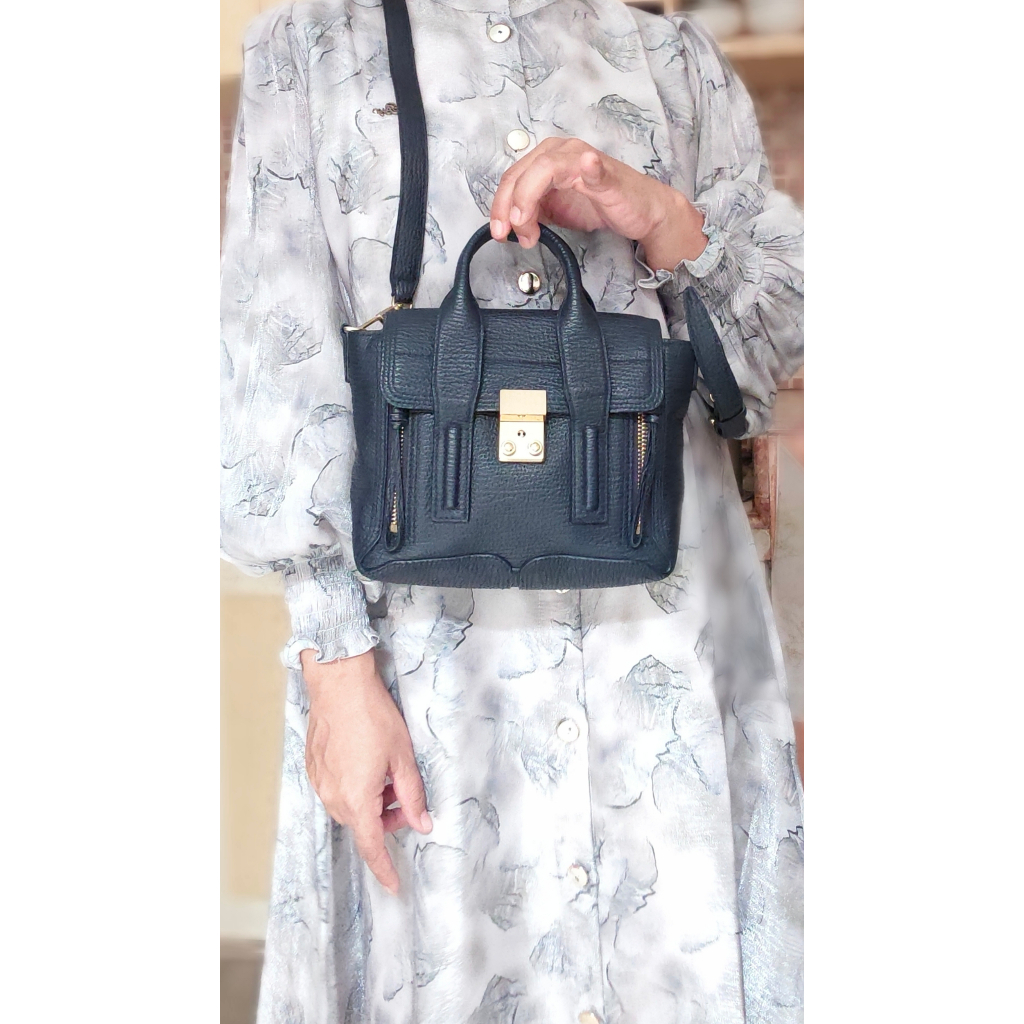 Preloved tas selempang wanita, bahan kulit, 3.1 PH1LL1P L1M Mini Pashli