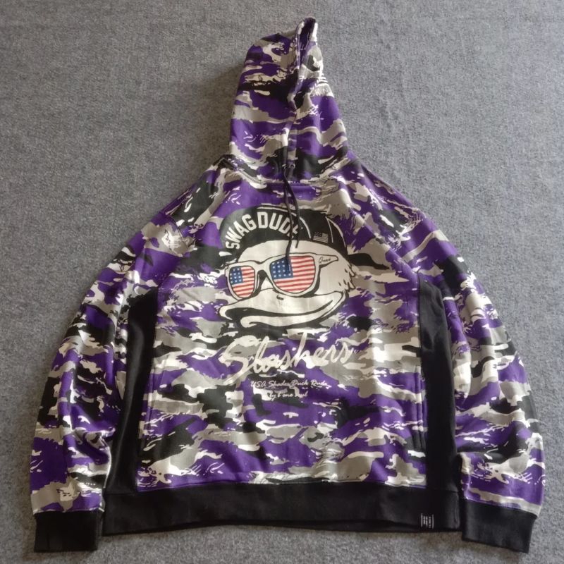 HOODIE QUAKERS, B ONE SOUL CAMO.Sz XL Like New.