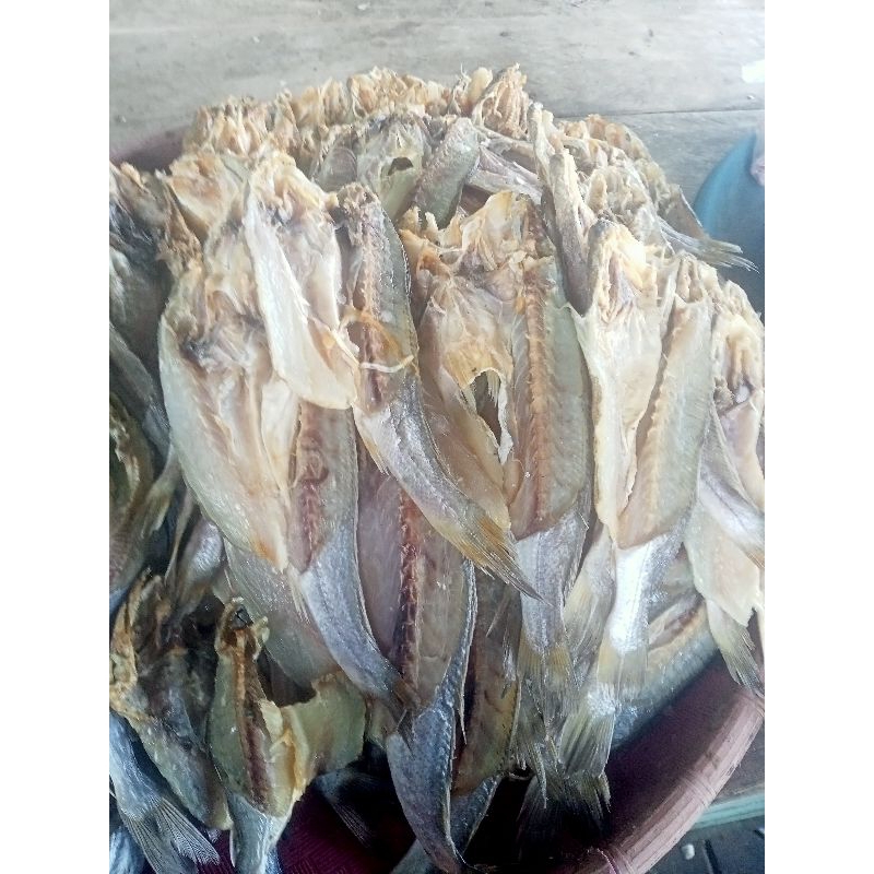 

Ikan asin 250 gram