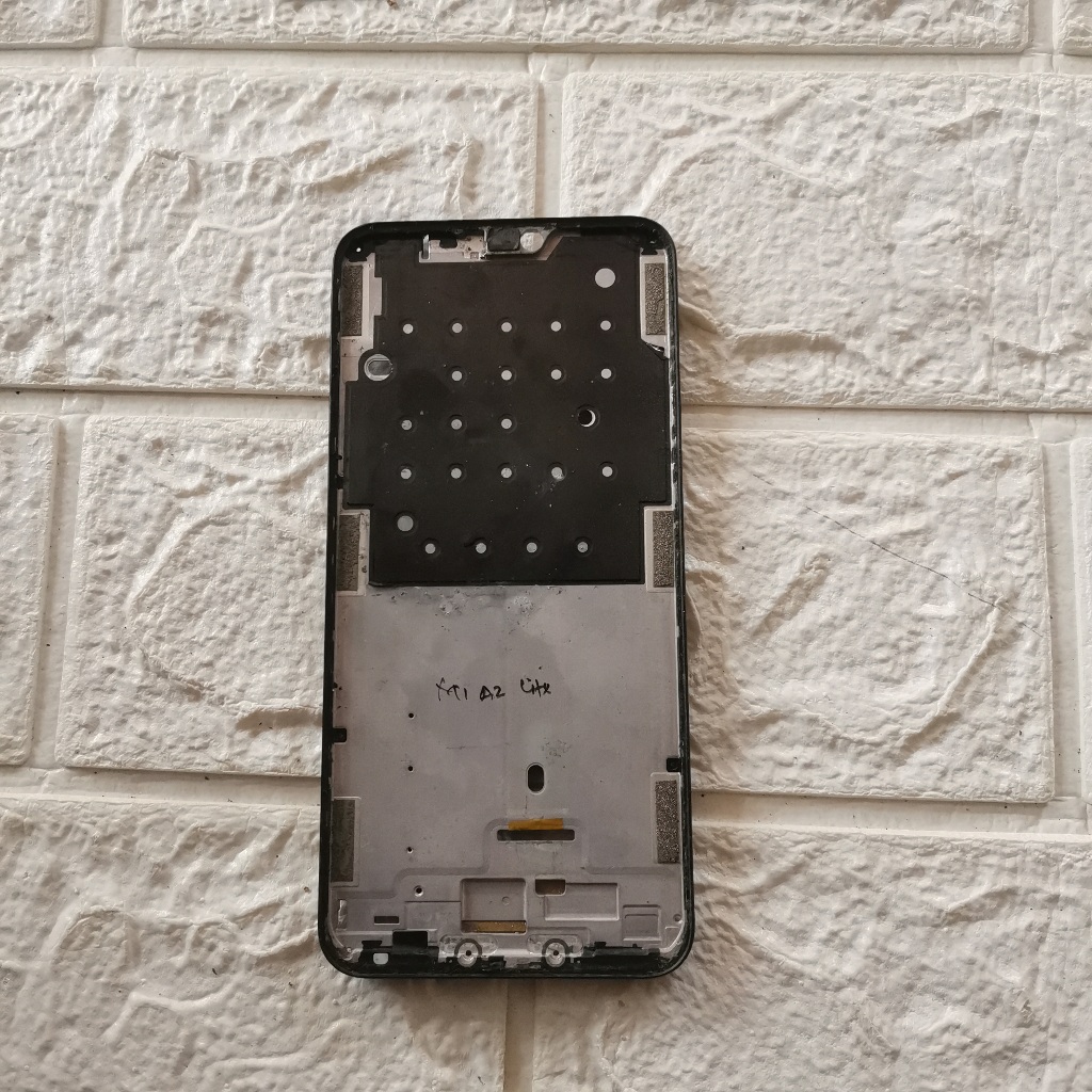 Frame Xiaomi MI A2 Lite - Redmi 6 Pro Tatakan LCD original Copotan - dudukan layar hp
