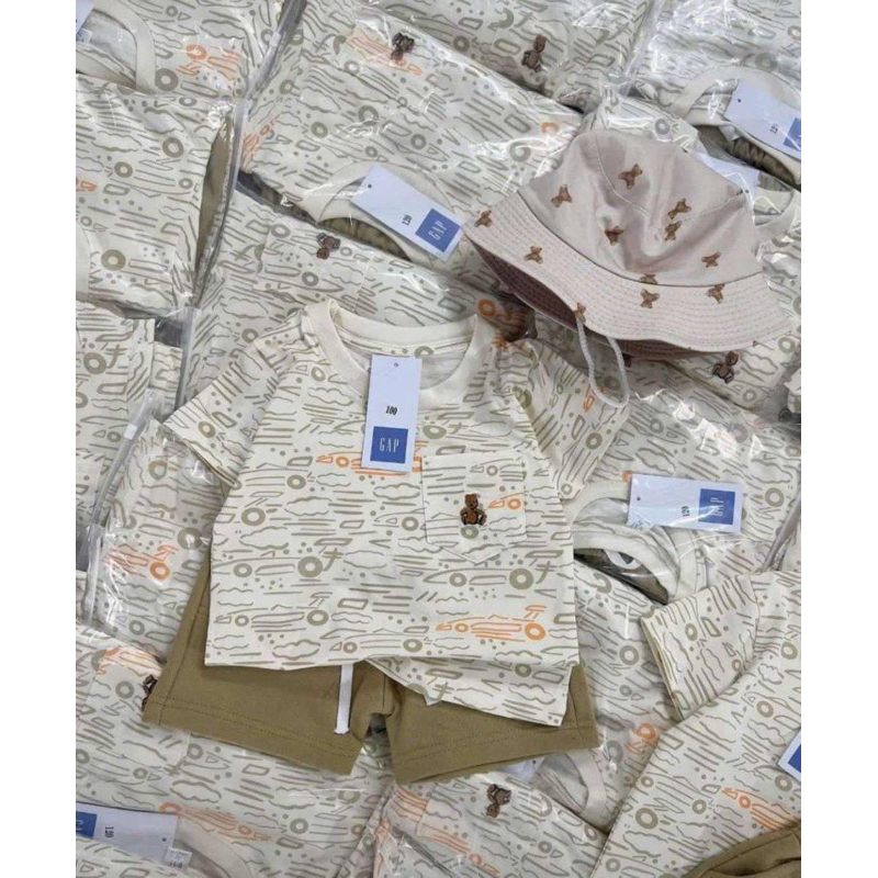 SETELAN 3 IN 1 GAP TOPI CREAM ANAK LAKI LAKI