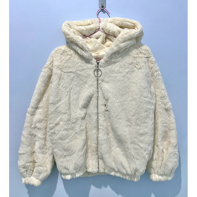 Hoodie jakbul bulu lembut