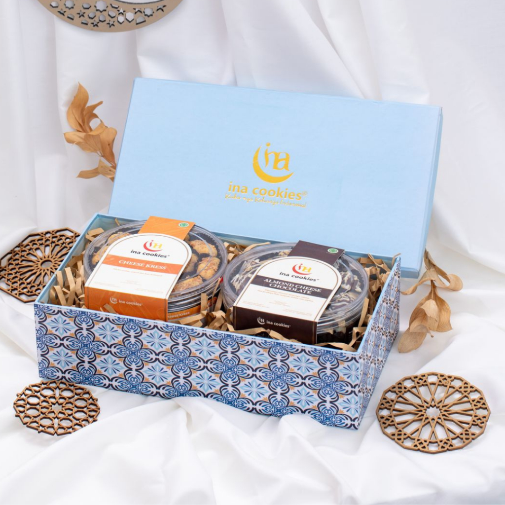 

Hampers Lebaran HARD BOX REGULER ISI 2 - Paket Parcel Idul Fitri 2025 Kue Kering Premium INA COOKIES