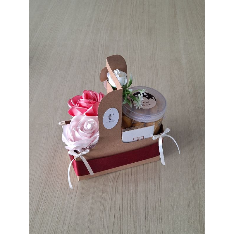 

Hampers Lebaran Shoes Coklat