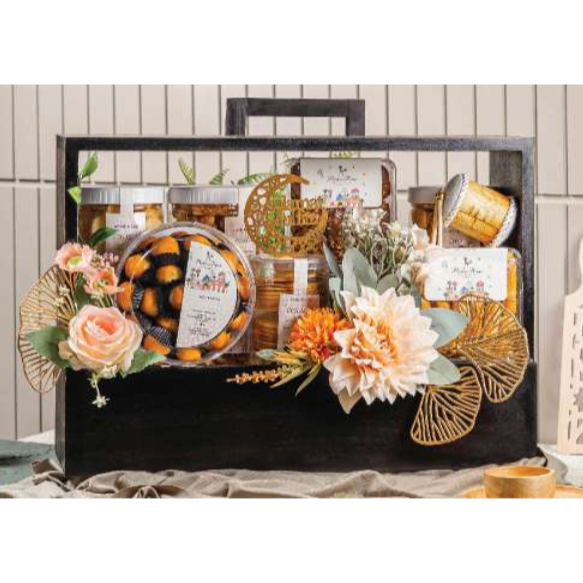 

HAMPERS 5 PRIMA RASA BANDUNG HAMPER GIFT PARCEL BEST SELLER COOKIES SPARKLING ORIGINAL EID MUBARAK RAMADHAN NATAL CHRISTMAS PAKET PACKAGE IDUL FITRI RAMADAN LEBARAN FESTIVE SEASON CNY CHINESE NEW YEAR MOONCAKE IMLEK