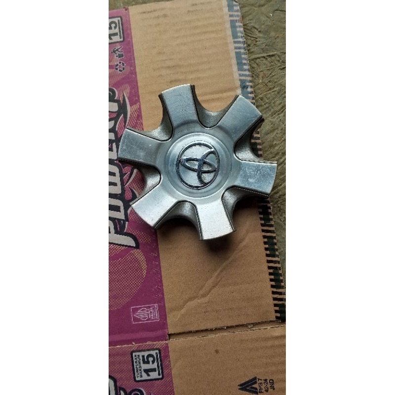 whel dop roda Fortuner Hilux 2004 2010 ORI bekas