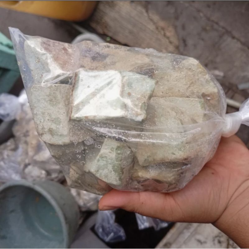 BATU ZEOLIT FILTER AQUARIUM
