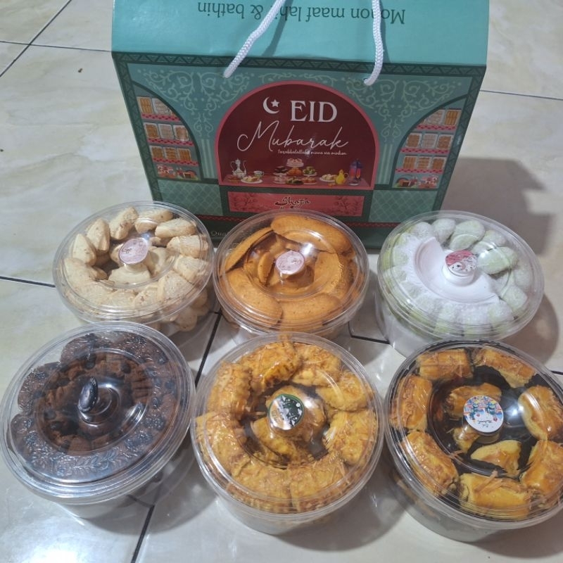 

KUE LEBARAN HAMPERS IDULFITRI SHAFA