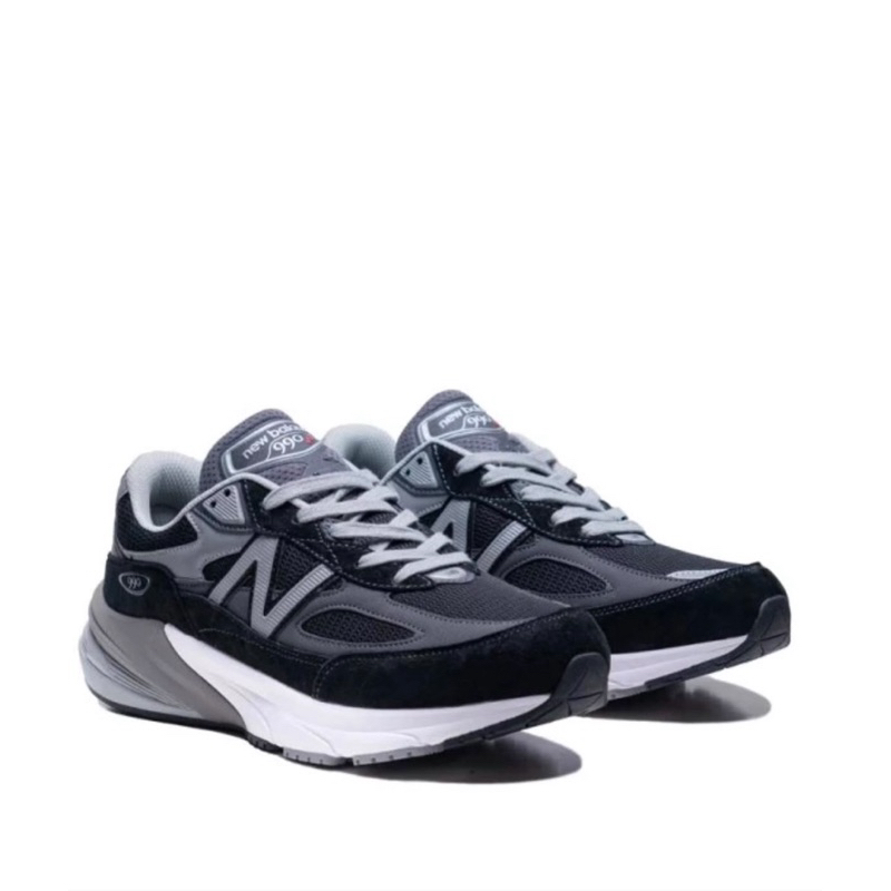 New Balance 990 V5