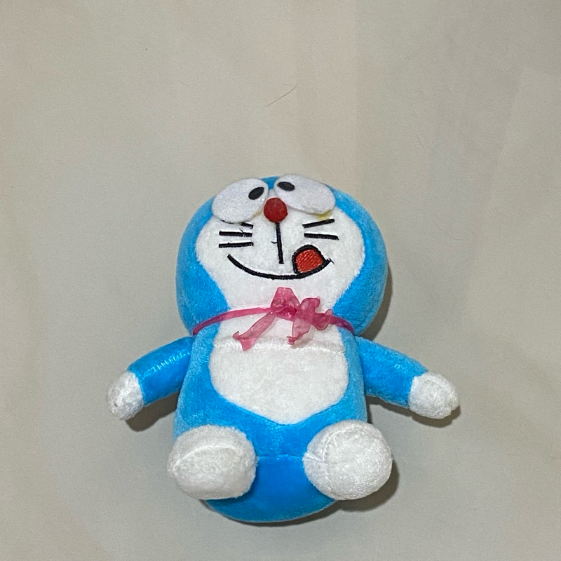 Boneka Doraemon Mini