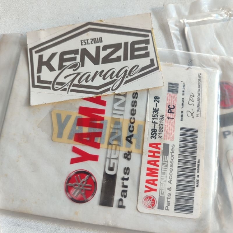 Stiker Emblem Tameng Depan Pad Belakang Mio Sporty Silver Original YGP 3S0-F153E-20