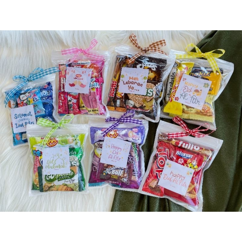 

COLOR MINI SNACK GIFT ULANG TAHUN CUTE MINI HAMPERS
