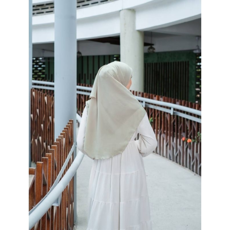 fabiya-hijab segiempat oval syar'i/hijab oval syar'i/segiempat oval