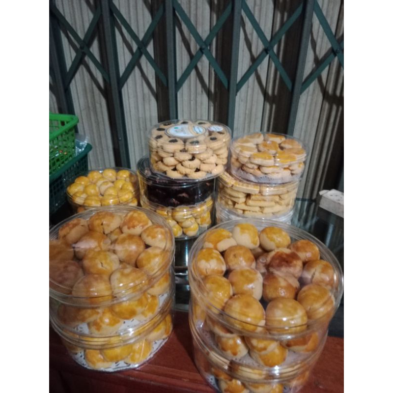 

MACAM MACAM KUE RAYA 450gr