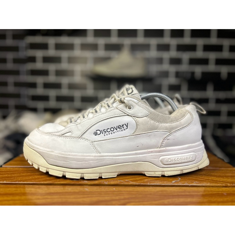 sepatu casual outdoor discovery size 44