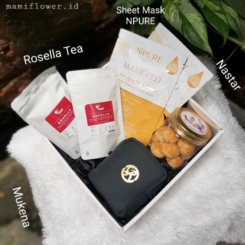 

Hampers Lebaran / kue kering / hadiah idul fitri / mukena travel / nastar