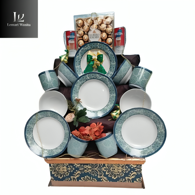 

Parcel Hampers Dinner Set Mevvah Ferrero Lebaran 2025 (43)
