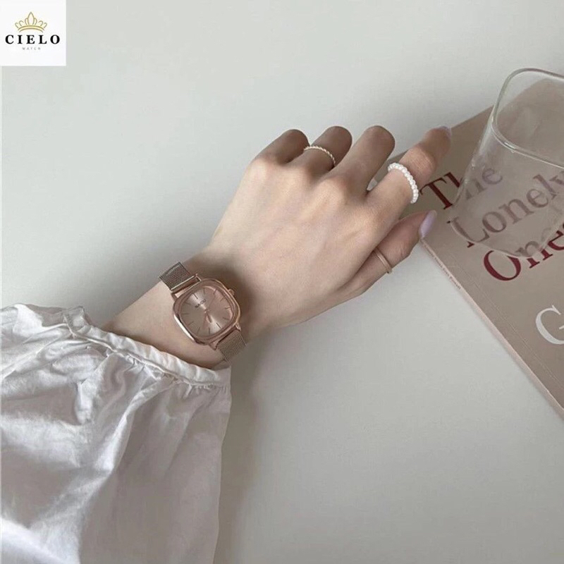 Jam tangan klasik aesthetic rose gold wanita fashionable