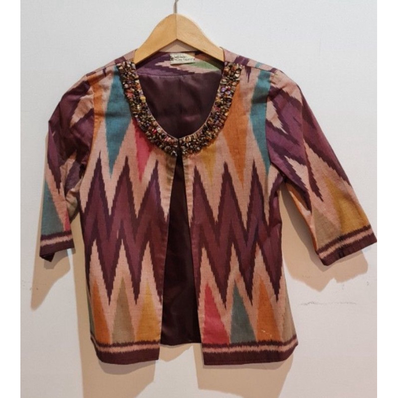 Batik kultur Dea Valencia blazer