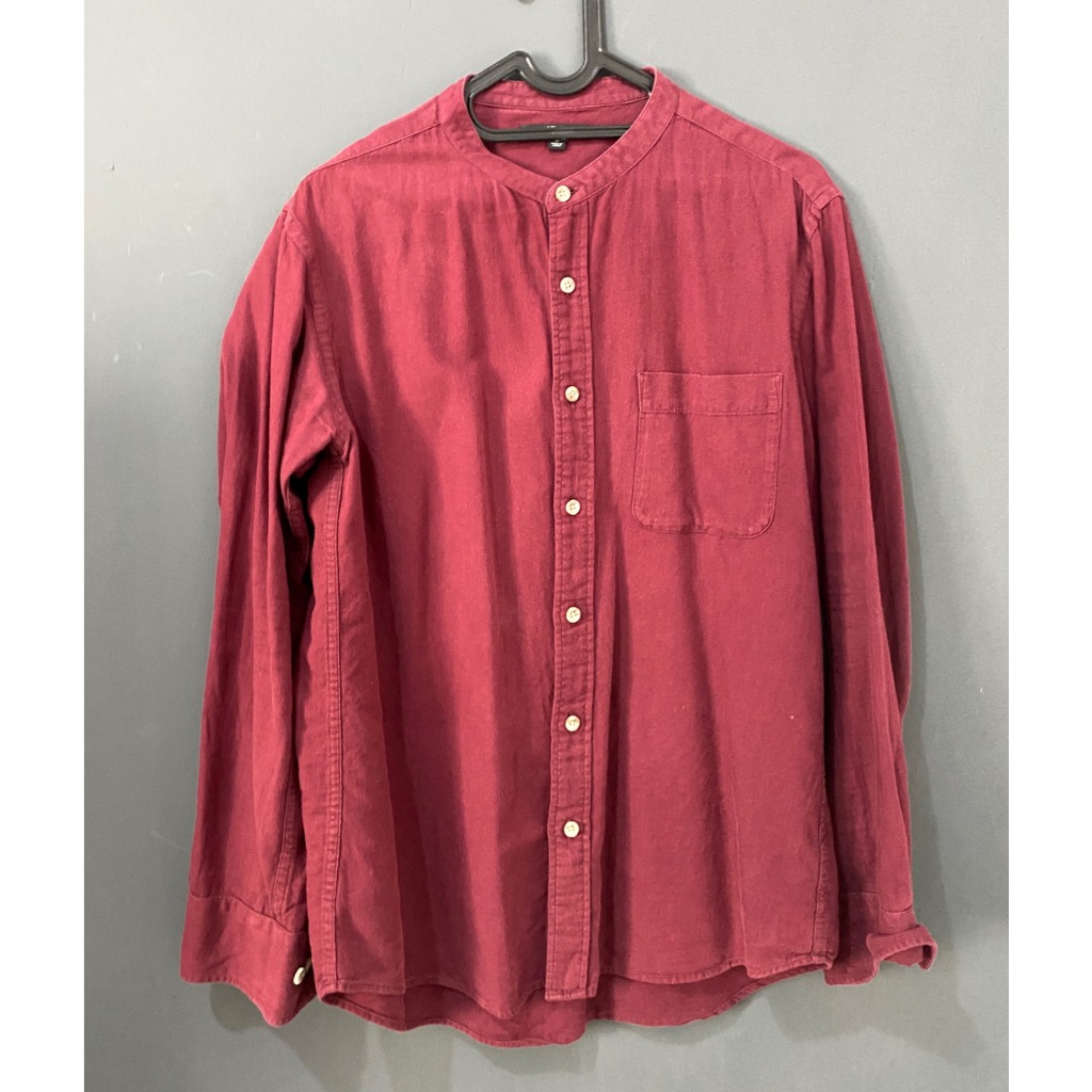 Kemeja Pria Kerah Shanghai Uniqlo, Merah, M