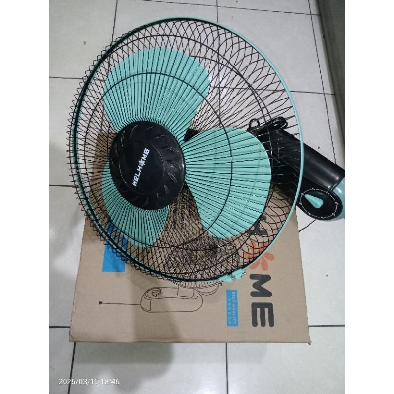 Wall fan WELHOME 16 inchi / Kipas Angin Dinding Welhome 16"