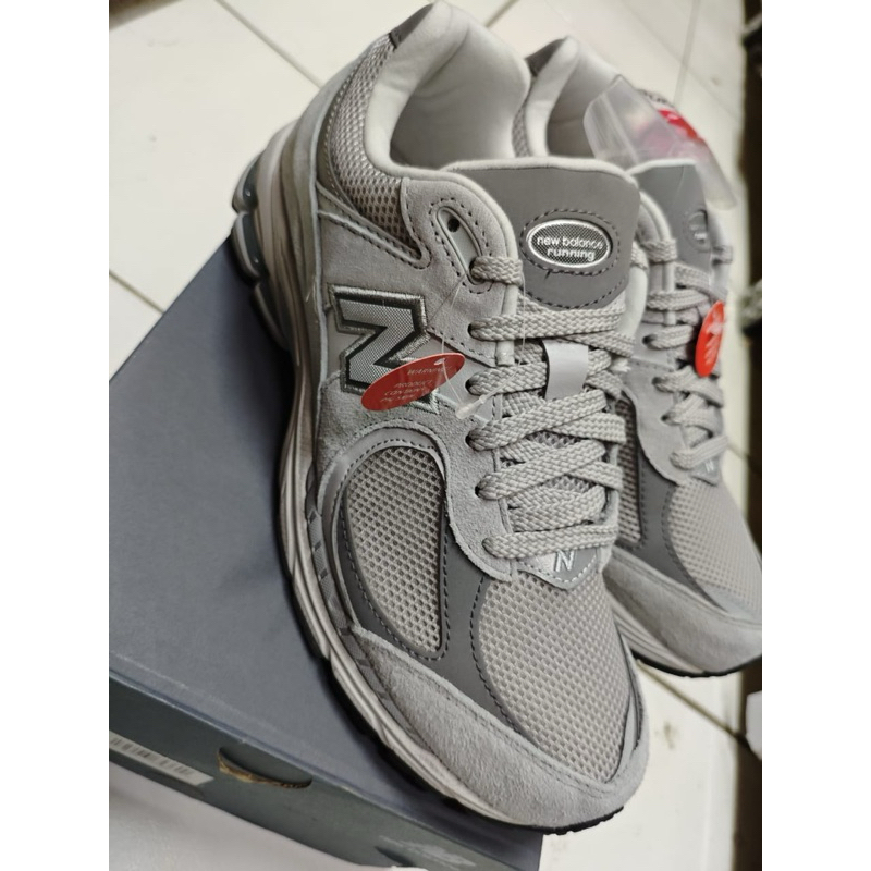 Newbalance 2002r
