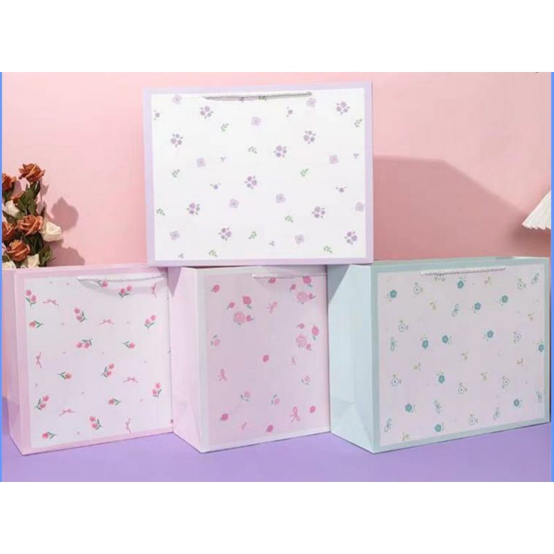 

PAPERBAG TALI - TAS KADO - UKURAN BESAR