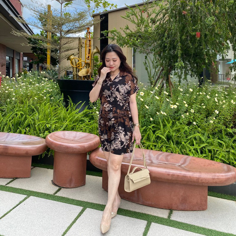 Amanda Set - One Set Setelan Celana Pendek Wanita Bahan Halus Motif