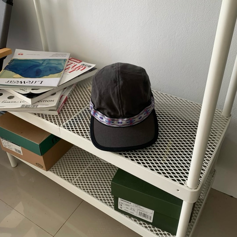 Kavu strap cap charcoal