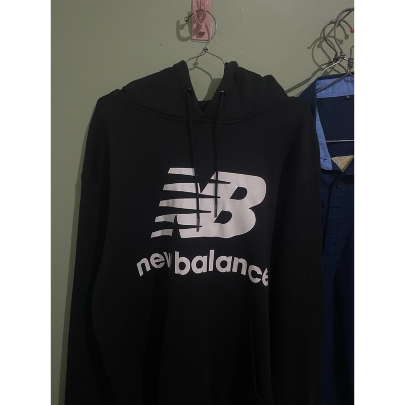 NB HOODIE