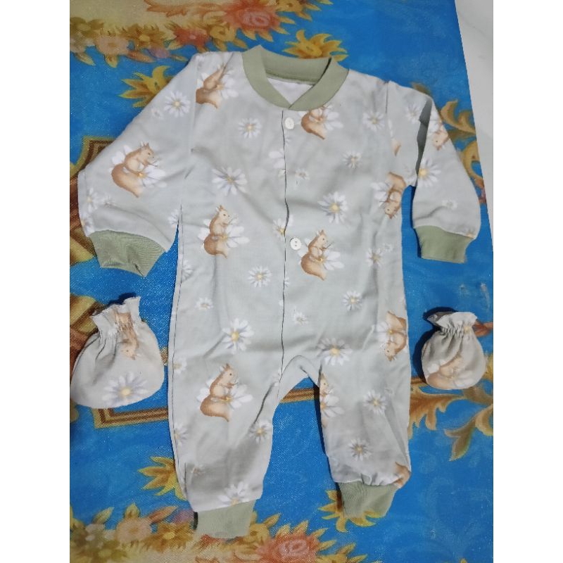 Preloved baju sleepsuit bayi merk libby sama sartaki