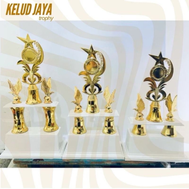 Piala Kaki 2 1set Tatakan Putih Piala Murah